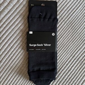 Lululemon Men’s Surge Sock *Silver Size Black M/L NWT